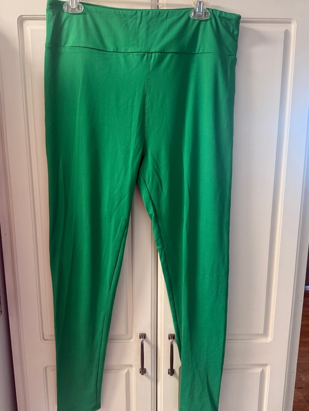 LuLaRoe TC Green Leggings